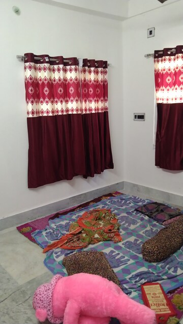 Room in 2 BHK Apartment at Sodepur – for Sale