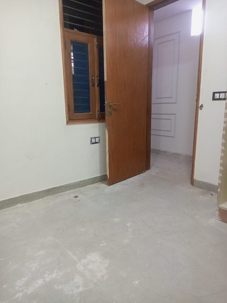 Room, dmd-hometech-awas-yojna 2 Bedroom 1050 Sq.Ft. Apartment In Sector 73 Noida 9032054