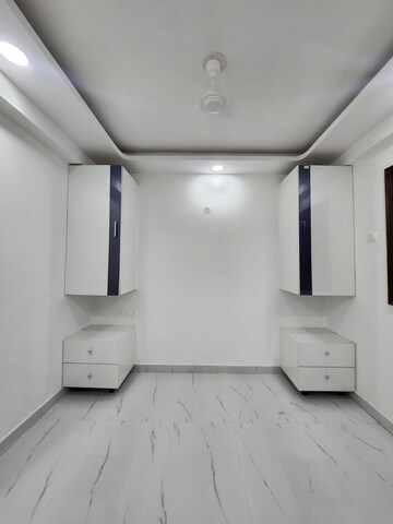 Living Room in 2 BHK Apartment at Palm Residency Chhatarpur, Chattarpur – for Rent
