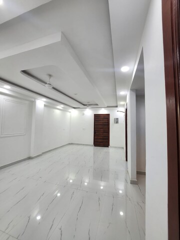 Dining Room in 2 BHK Apartment at Palm Residency Chhatarpur, Chattarpur – for Rent