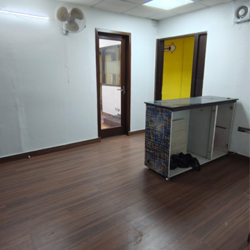 Room in  Office Space at Shivalik Colony – for Rent