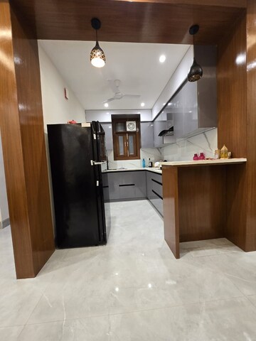 Kitchen in 3 BHK Builder Floor at Palm Residency Chhatarpur, Chattarpur – for Sale