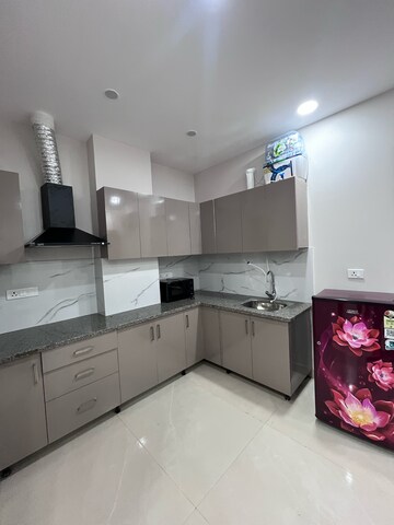 Kitchen in 1 BHK Builder Floor at Sector 42 – for Rent