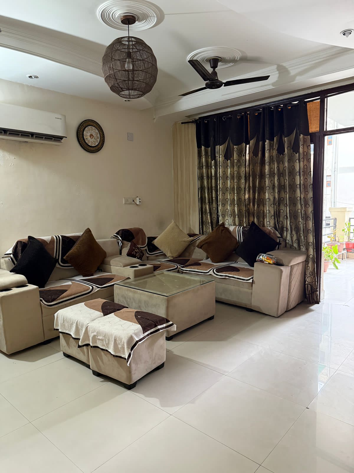 2 BHK + Pooja Room Apartment For Rent in Surya Towers Zirakpur