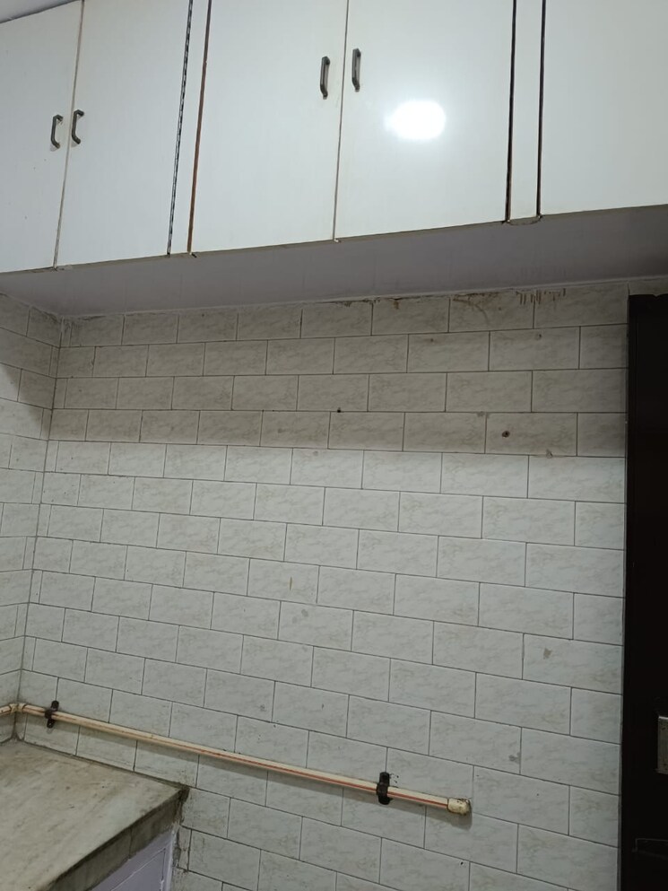 Bathroom, jubilee-apartments 2 Bedroom 1100 Sq.Ft. Apartment In Sector 15 Gurgaon 9032165