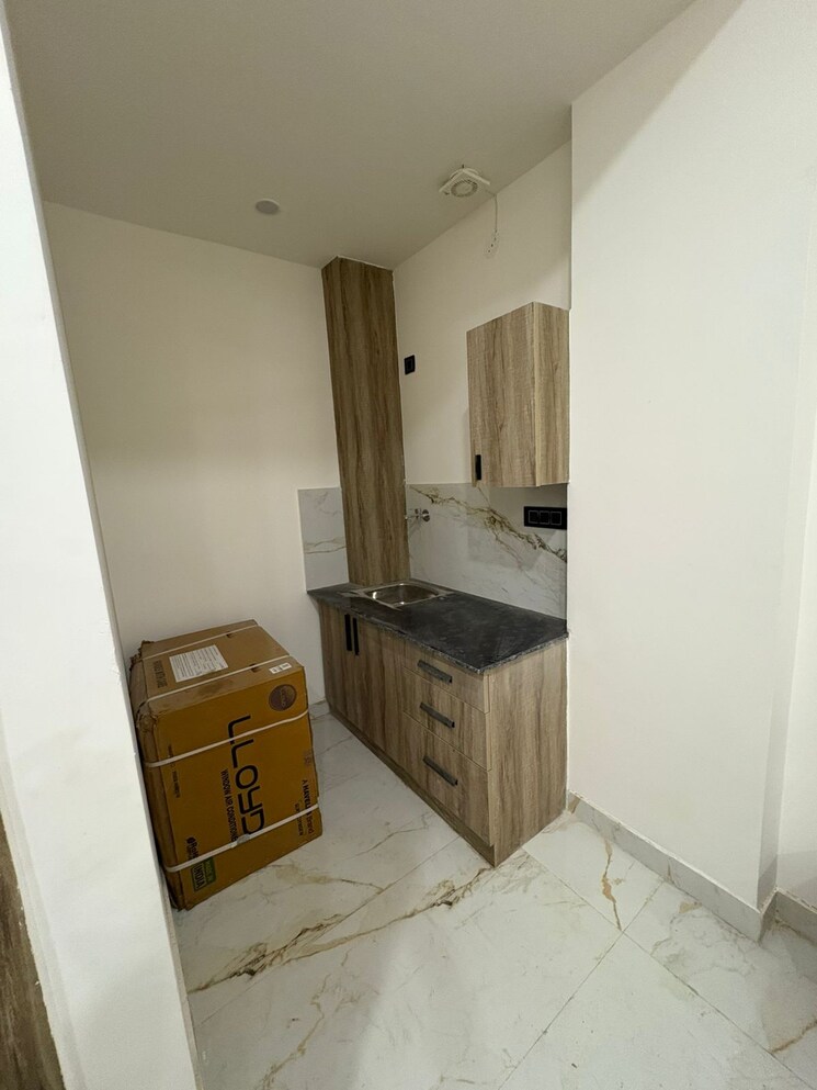 Kitchen, sector 31 1 RK 642 Sq.Ft. Builder Floor In Sector 31 Gurgaon 9032181