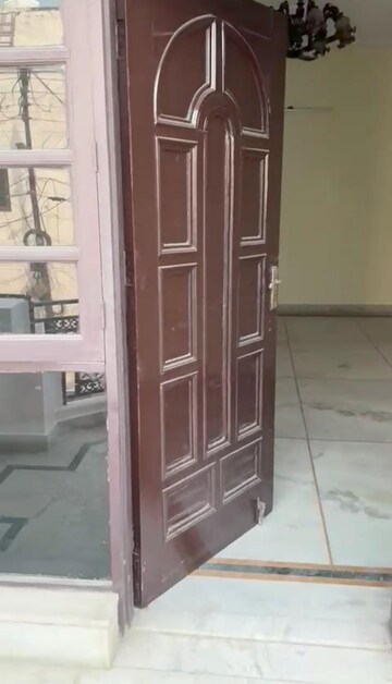 Bathroom in 6+ BHK Independent House at RWA Apartments Sector 41, Sector 41 – for Rent