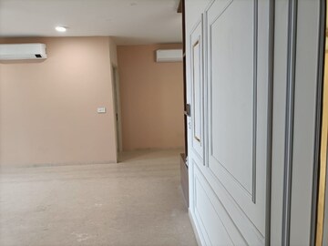 Building Lobby in 3.5 BHK Apartment at Birla Navya, Sector 63a – for Rent