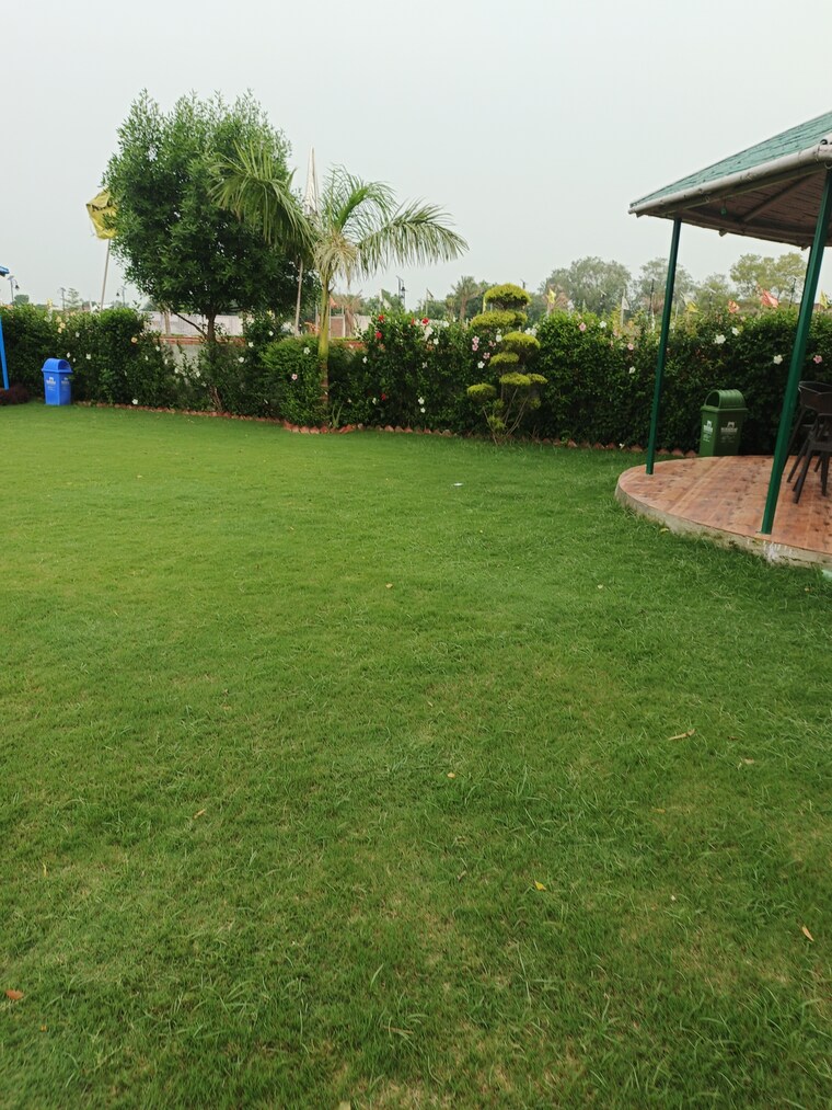 Garden, jattari  200 Sq.Yd. Plot In Jattari Aligarh 9032190