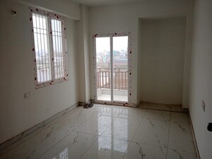 3 BHK Apartment For Sale in Gola Road