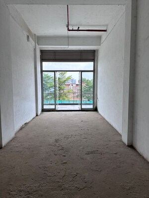 Room in  Shop at Sector 67 – for Sale