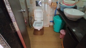 Bathroom in 2 BHK Apartment at Siddhi Highland Park, Kolshet Road – for Sale