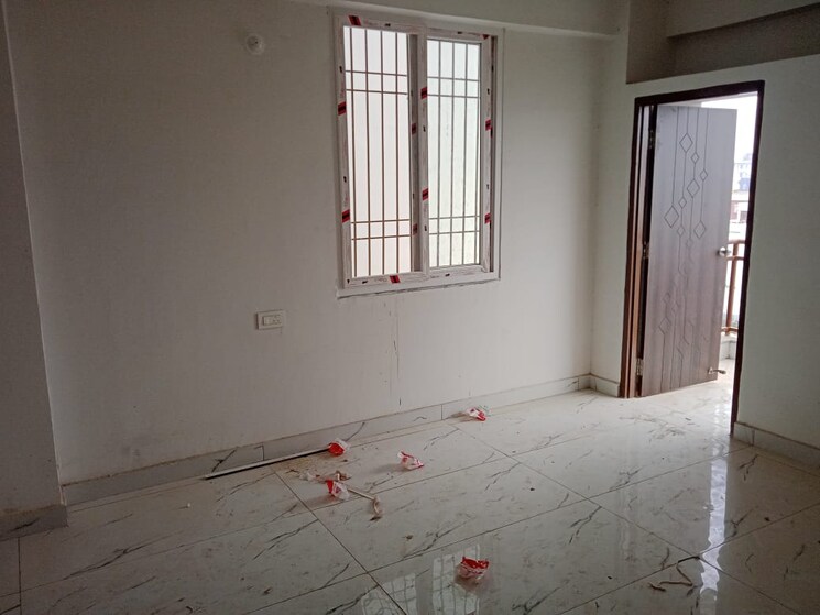 Room, gola road 3 Bedroom 1695 Sq.Ft. Apartment In Gola Road Patna 9032217