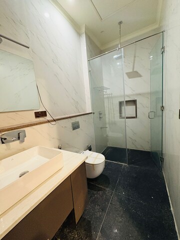 Bathroom in 3 BHK Builder Floor at Ansal Plaza Sector-23, Sector 23 – for Rent