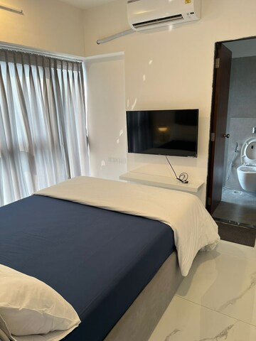 Bedroom in 2 BHK Apartment at Level The Residences, Andheri West – for Rent