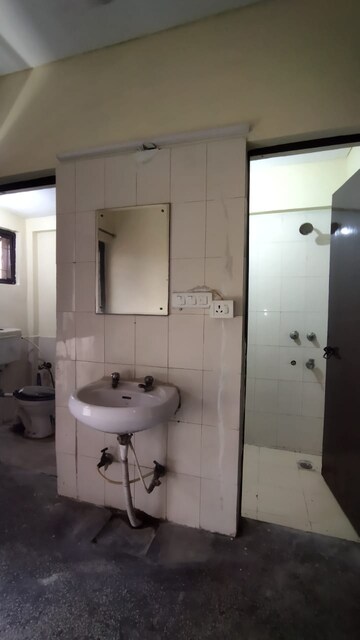 Bathroom in 1 BHK Apartment at Sarita Vihar Pocket-C RWA, Sarita Vihar – for Rent