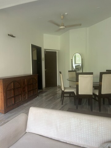 2 BHK Apartment For Rent in Hibiscus CHS Versova, Versova