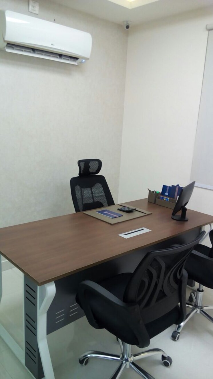 Team Area, chandigarh-citi-center Commercial Office Space 450 Sq.Ft. In Vip Road Zirakpur 9032265