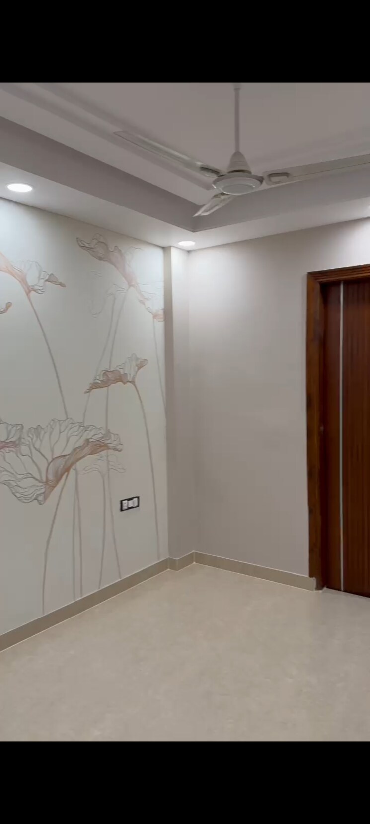 Room, sector 89 5 Bedroom 3300 Sq.Ft. Builder Floor In Sector 89 Faridabad 9032266