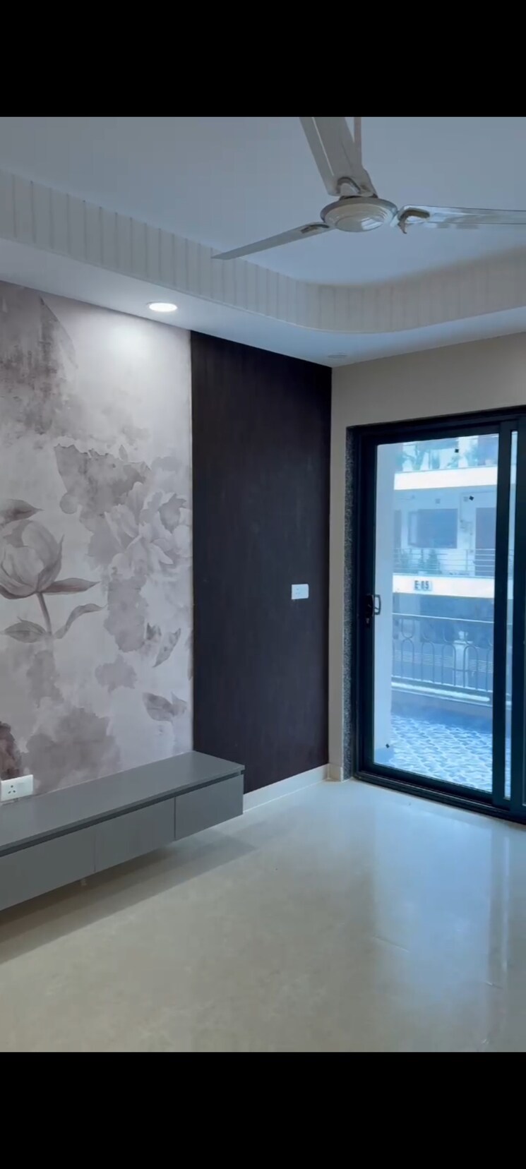 Room, sector 89 5 Bedroom 3300 Sq.Ft. Builder Floor In Sector 89 Faridabad 9032266