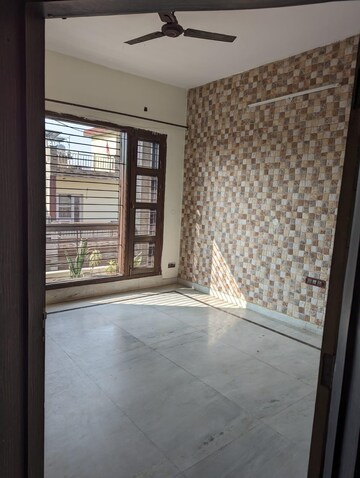 Room in 6+ BHK Independent House at Central Derabassi – for Sale