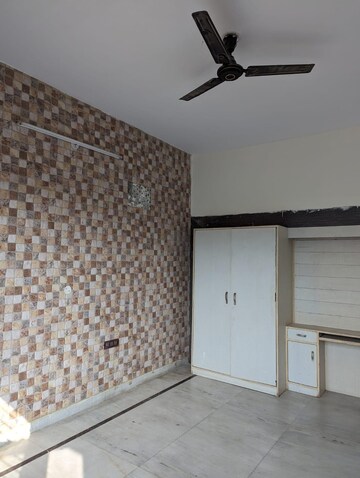 Room in 6+ BHK Independent House at Central Derabassi – for Sale