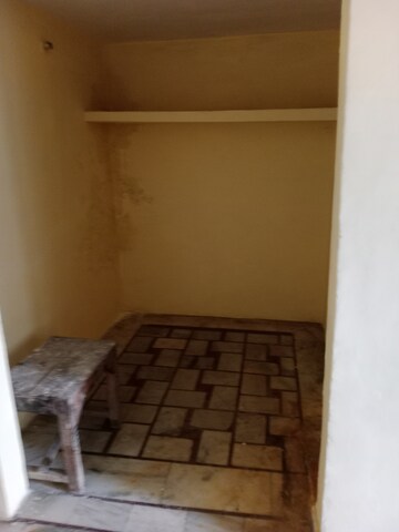 Kitchen in 1.5 BHK Builder Floor at Sector 13 – for Rent