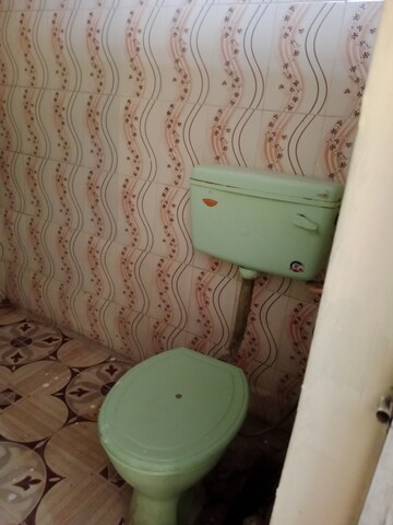 Bathroom in 1.5 BHK Builder Floor at Sector 13 – for Rent