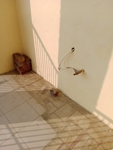  1.5 BHK Builder Floor at Sector 13 – for Rent