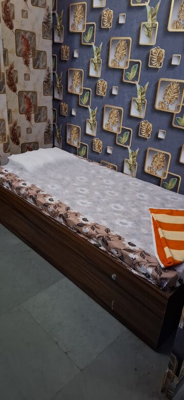 Bedroom in  Office Space at Aarohi Sahara Plaza Extension, Vikash Khand – for Rent