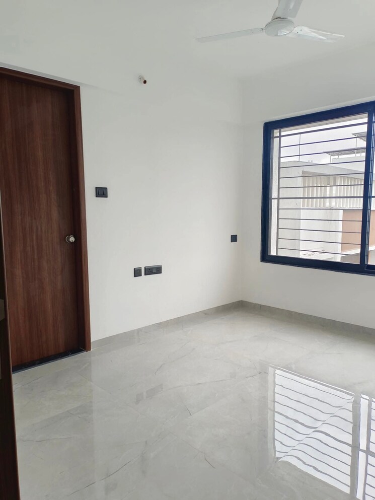 Room, unique-youtopia 2 Bedroom 765 Sq.Ft. Apartment In Kharadi Pune 9032322