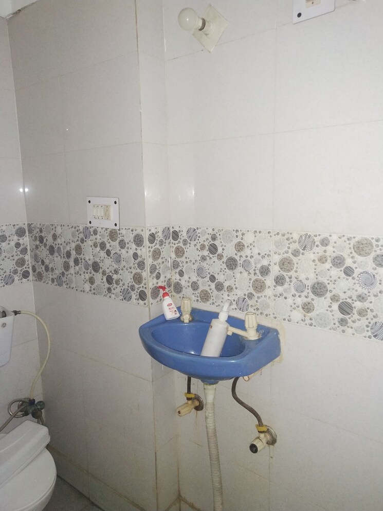 Bathroom, tulip-mall 2 Bedroom 950 Sq.Ft. Builder Floor In Sector 46 Noida 9032334