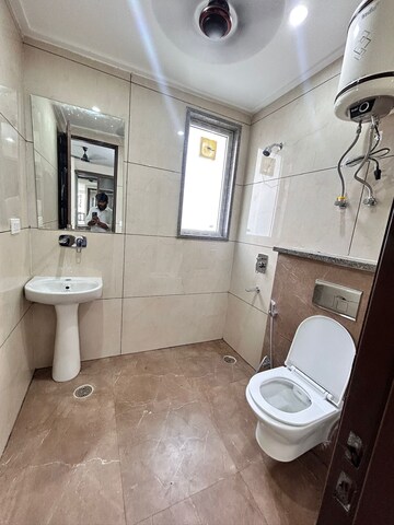 Bathroom in 1 RK Builder Floor at Nathupur – for Rent