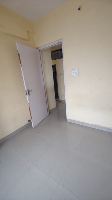 Room in 1 BHK Apartment at Noble Apartments, Santacruz East – for Rent