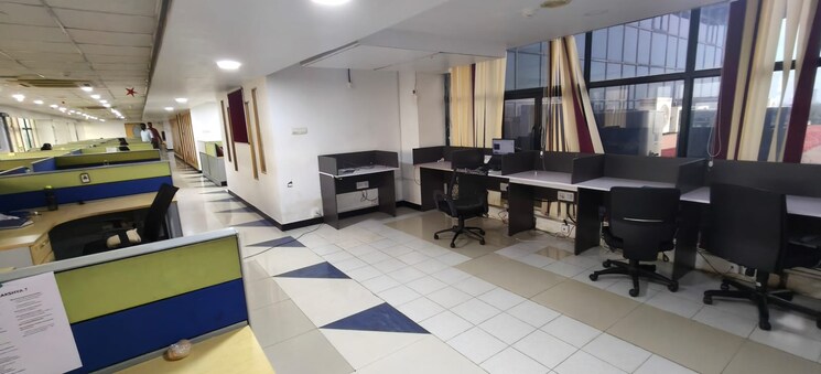 Team Area, palarivattom Commercial Office Space 15300 Sq.Ft. In Palarivattom Kochi 9032342