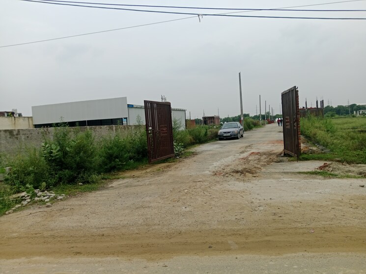 undefined, tilapta  88 Sq.Yd. Plot In Tilapta Greater Noida 9030898