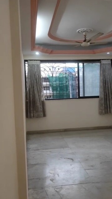 Room in 1 BHK Apartment at Chadda Crescent, Vashi Sector 17 – for Rent