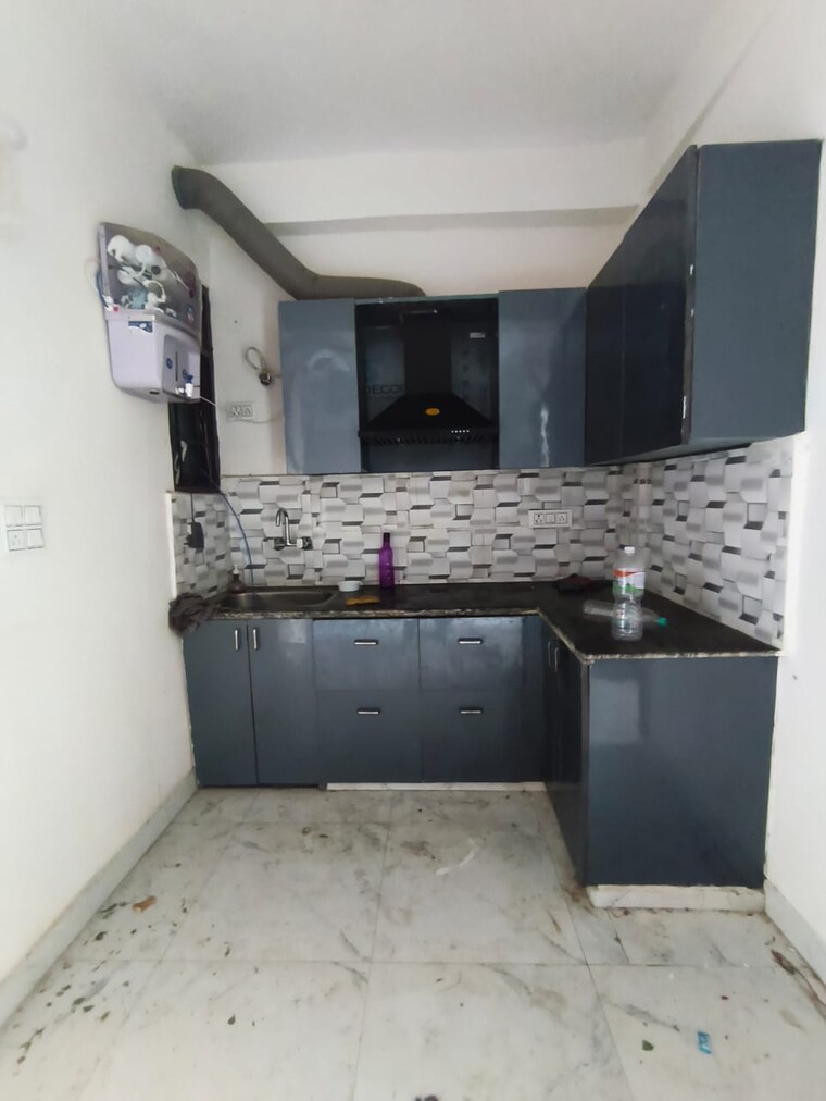 Kitchen, ml-73-avenue 2 Bedroom 1050 Sq.Ft. Builder Floor In Sector 73 Noida 9032371
