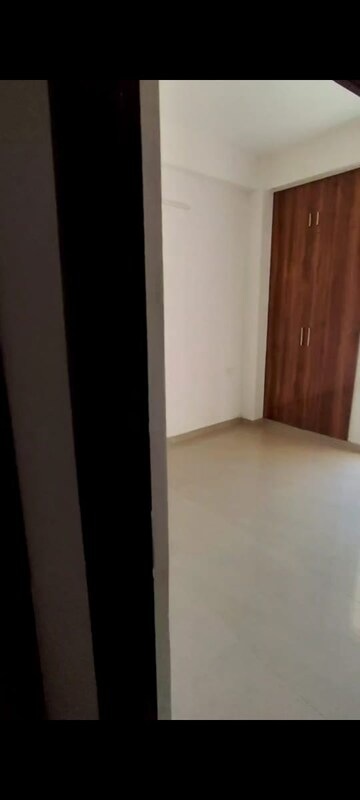Room in 2 BHK Builder Floor at RWA Apartments Sector 12, Sector 12 – for Rent