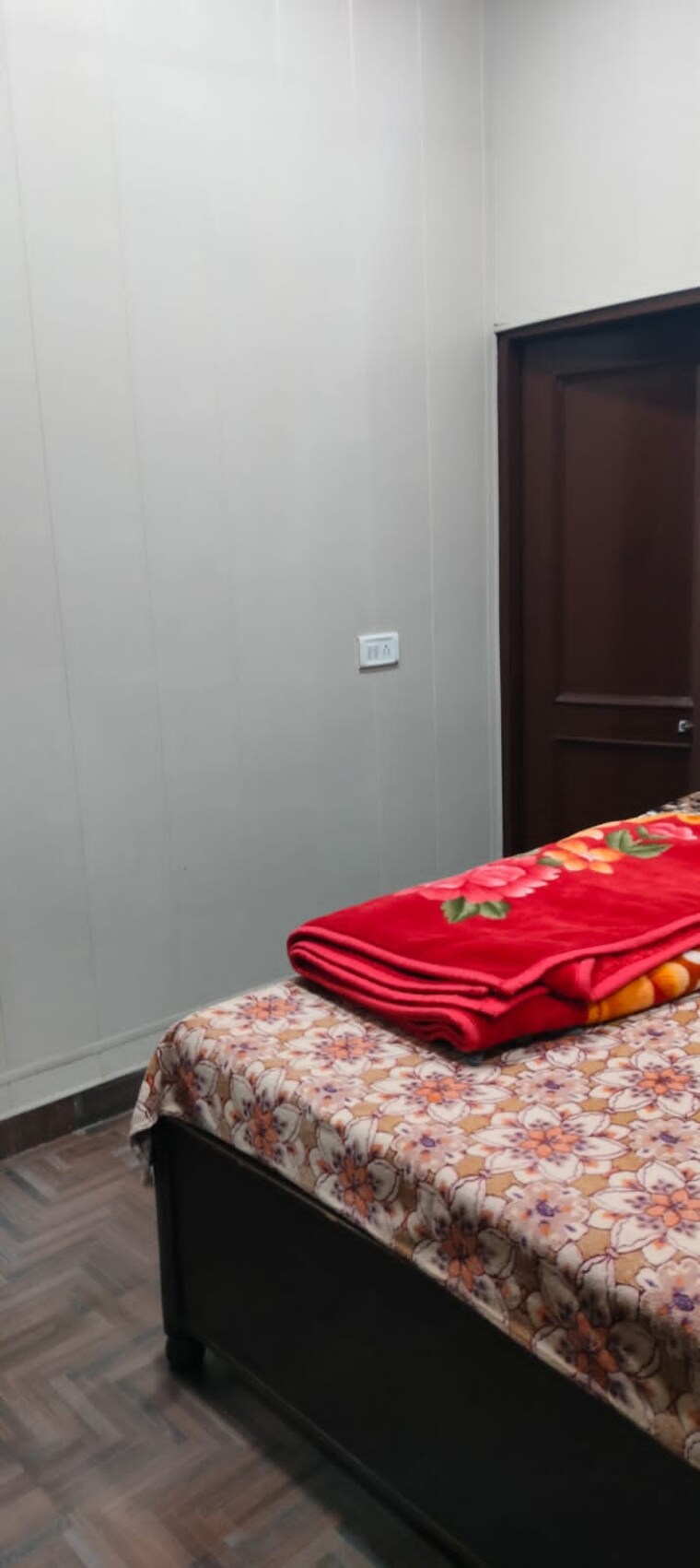 Bedroom, vip road 2 Bedroom 100 Sq.Yd. Apartment In Vip Road Zirakpur 9032399