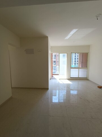Room in 2 BHK Apartment at Kumar Hill View Residency, Kothrud – for Sale