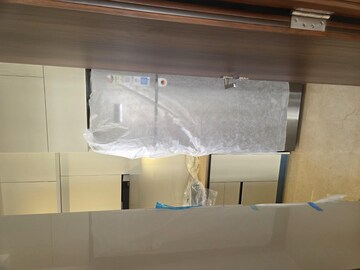 Furnished Amenities in 3 BHK Apartment at Hiranandani Highland, Powai – for Rent