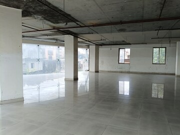  Showroom – Exterior View View at Lake Town - for Rent