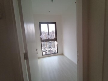 Room in 1.5 BHK Apartment at Runwal Bliss, Kanjurmarg East – for Rent
