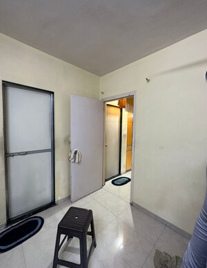 Room in 1 BHK Apartment at Lodha Paradise, Majiwada – for Sale