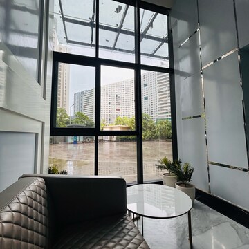  2 BHK Apartment at Amanora Adreno Towers, Amanora Park Town – for Rent