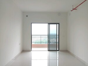 Room in 3 BHK Apartment at Siddha Happyville, Rajarhat New Town – for Sale