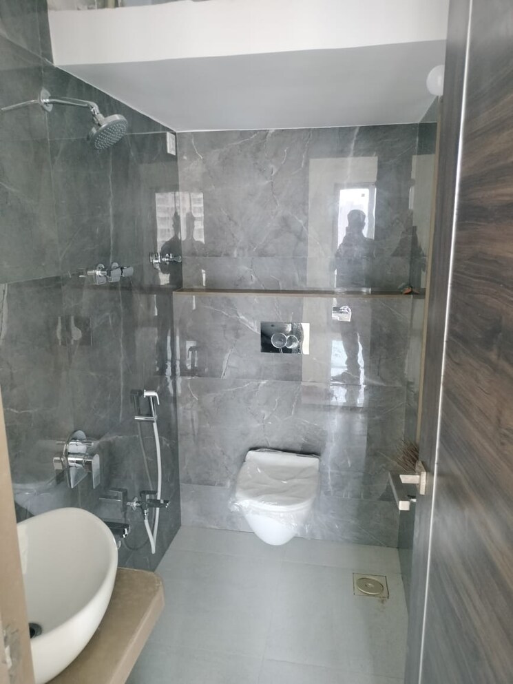 Bathroom, shree-ramdev-ritu-heights 1 Bedroom 386 Sq.Ft. Apartment In Mira Road Thane 9032621