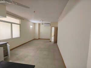 Room in 2 BHK Apartment at Jaypee Greens Star Court, Jaypee Greens – for Sale
