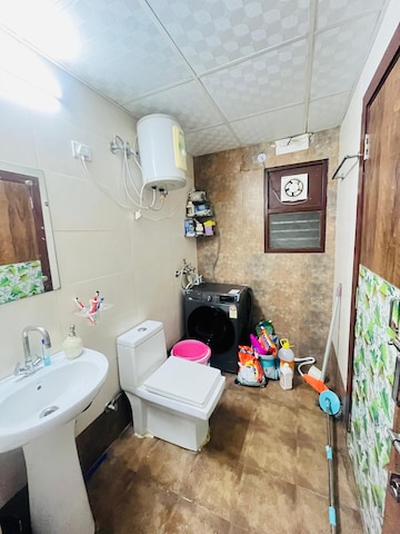 Team Area in 2 BHK Builder Floor at Sector 46 – for Rent